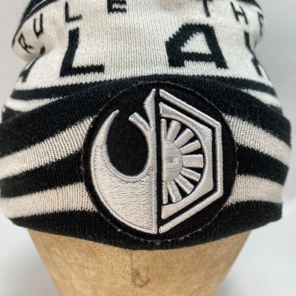 Star Wars Rule The Galaxy Black White Knit Beanie Cap Hat Patch Pom Pom Lined - Picture 2 of 15